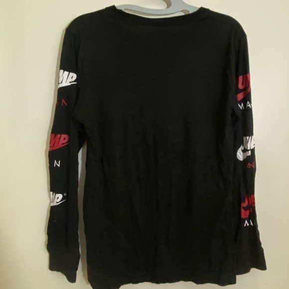 Nike Air Jordan Youth Large Long Sleeve - Picture 3 of 4